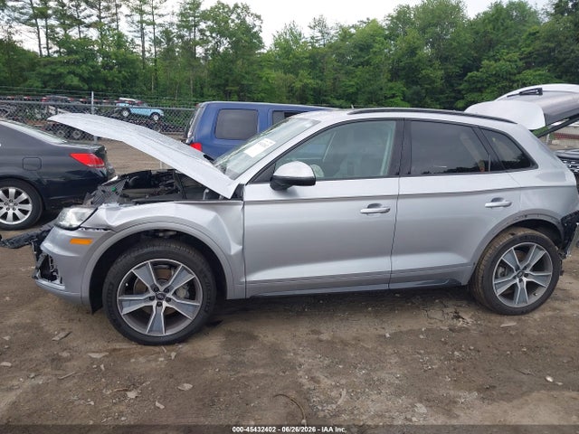 2020 Audi Q5 Premium Plus 45 Tfsi Quattro S Tronic მანქანა იყიდება აუქციონზე, vin: WA1BNAFY0L2087432, აუქციონის ნომერი: 45432402