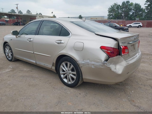 45432415 :رقم المزاد ، JTHBK1EG3B2423420 vin ، 2011 Lexus Es 350 مزاد بيع