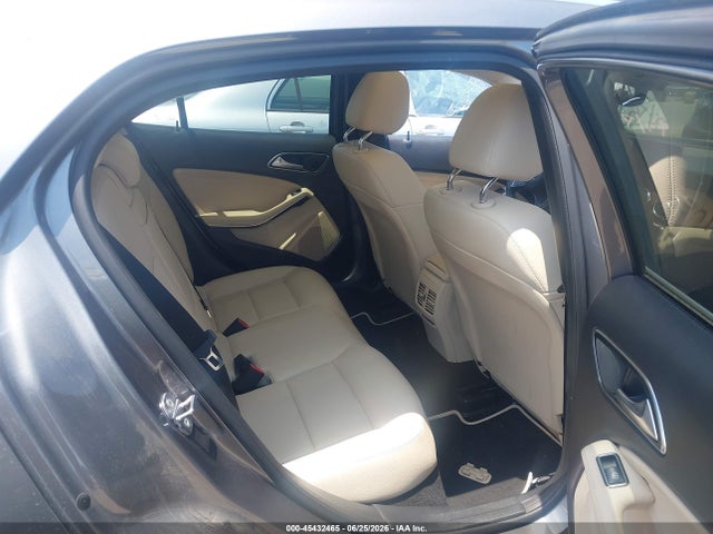45432465 :رقم المزاد ، WDCTG4GB8KJ609464 vin ، 2019 Mercedes-benz Gla 250 4matic مزاد بيع
