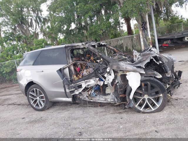 45432510 :رقم المزاد ، SAL119F48SA434088 vin ، 2025 Land Rover Range Rover Sport P550 Autobiography مزاد بيع