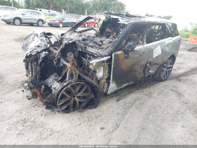 45432510 :رقم المزاد ، SAL119F48SA434088 vin ، 2025 Land Rover Range Rover Sport P550 Autobiography مزاد بيع