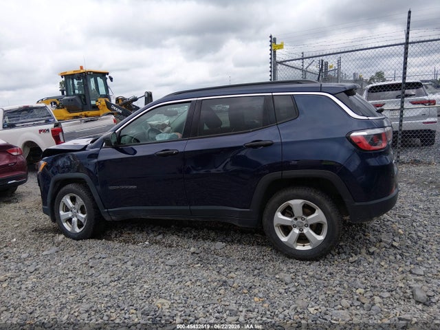 2019 Jeep Compass Latitude 4x4 მანქანა იყიდება აუქციონზე, vin: 3C4NJDBB2KT674648, აუქციონის ნომერი: 45432519