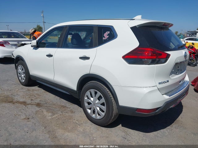 Nissan ROGUE S 2017 JN8AT2MT5HW136181 Image 3