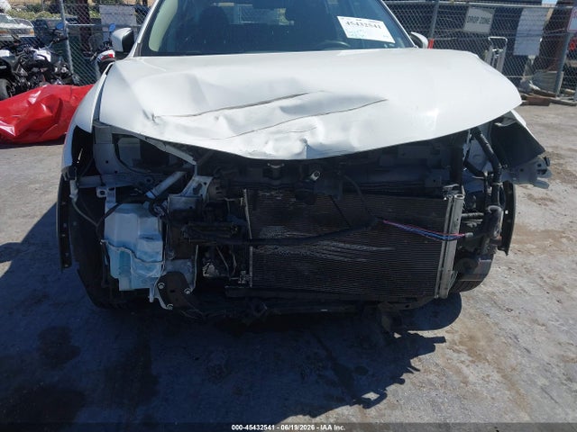 Nissan ROGUE S 2017 JN8AT2MT5HW136181 Image 6
