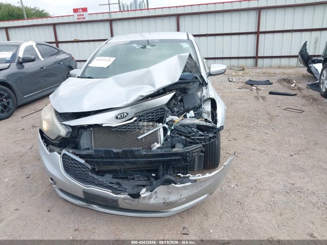 KIA FORTE LX 2016 KNAFK4A6XG5608715 Image 13