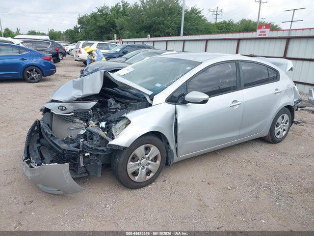 KIA FORTE LX 2016 KNAFK4A6XG5608715 Image 2