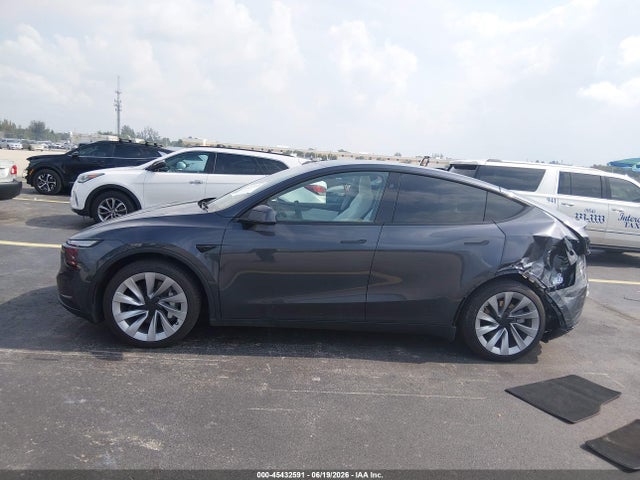 Продажа на аукционе авто 2026 Tesla Model Y Premium Rear-wheel Drive/rear-wheel Drive, vin: 7SAYGDED6TA427948, номер лота: 45432591
