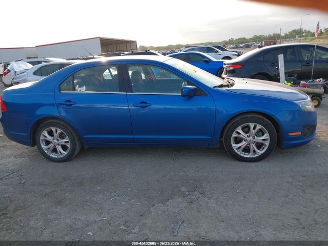 45432605 :رقم المزاد ، 3FAHP0HA0CR246262 vin ، 2012 Ford Fusion Se مزاد بيع