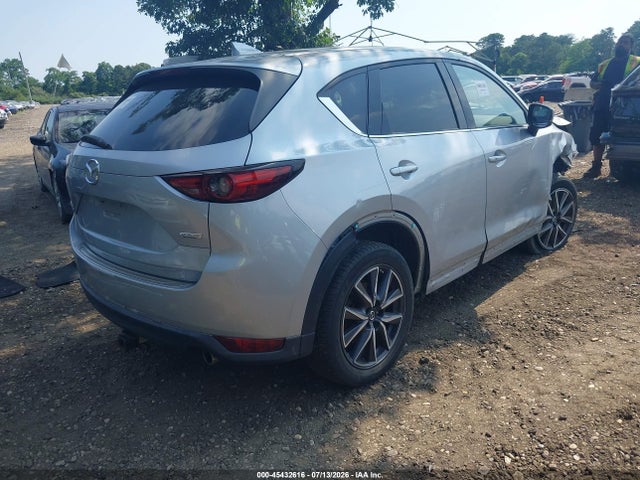Продажа на аукционе авто 2017 Mazda Cx-5 Grand Touring, vin: JM3KFBDL7H0204966, номер лота: 45432616