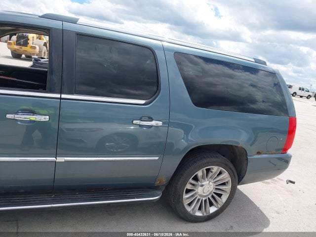 Продажа на аукционе авто 2008 Cadillac Escalade Esv Standard, vin: 1GYFK66898R241657, номер лота: 45432631
