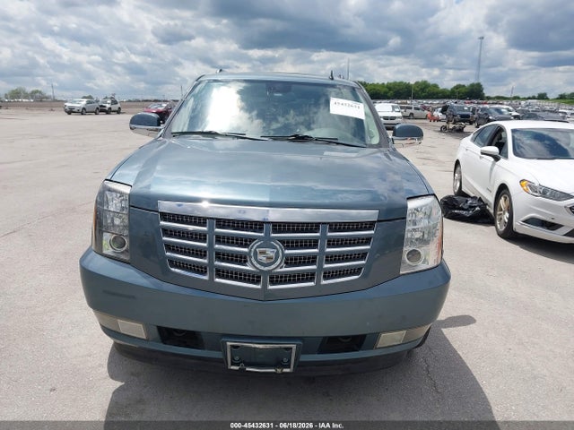 Продажа на аукционе авто 2008 Cadillac Escalade Esv Standard, vin: 1GYFK66898R241657, номер лота: 45432631