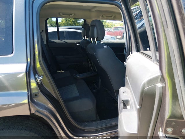 45432700 :رقم المزاد ، 1C4NJRBB6GD650850 vin ، 2016 Jeep Patriot Sport مزاد بيع