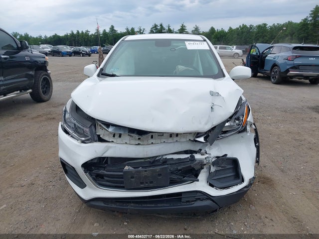KL7CJKSB2MB301672 Chevrolet Trax Fwd Ls