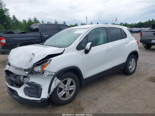 KL7CJKSB2MB301672 Chevrolet Trax Fwd Ls