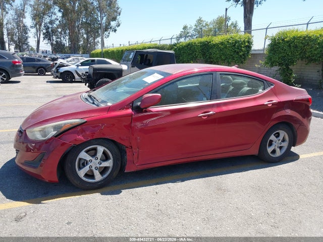 5NPDH4AE1FH568958 Hyundai ELANTRA SE