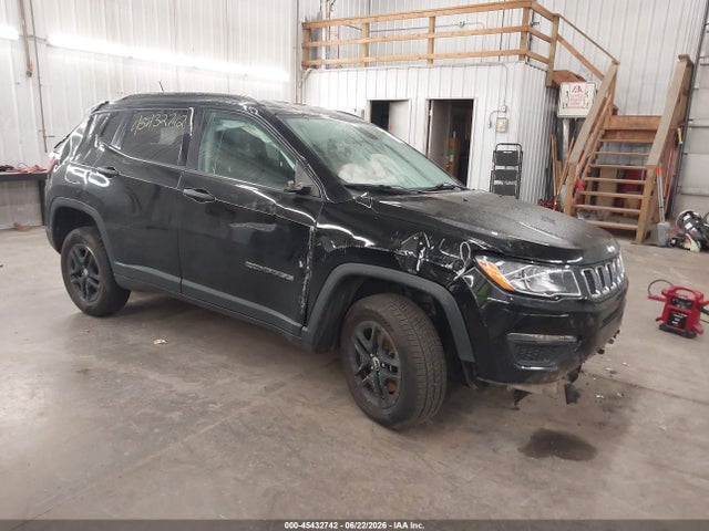 45432742 :رقم المزاد ، 3C4NJDAB2HT642762 vin ، 2017 Jeep New Compass Sport 4x4 مزاد بيع