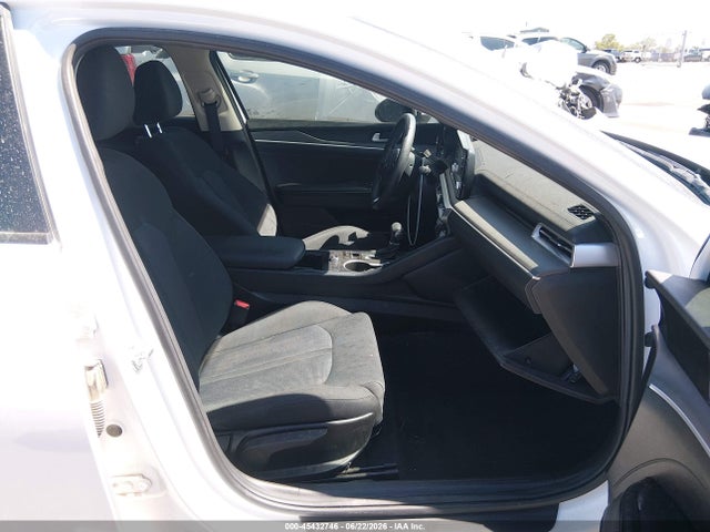 Auction sale of the 2023 Kia K5 Lxs, vin: 5XXG14J20PG183704, lot number: 45432746