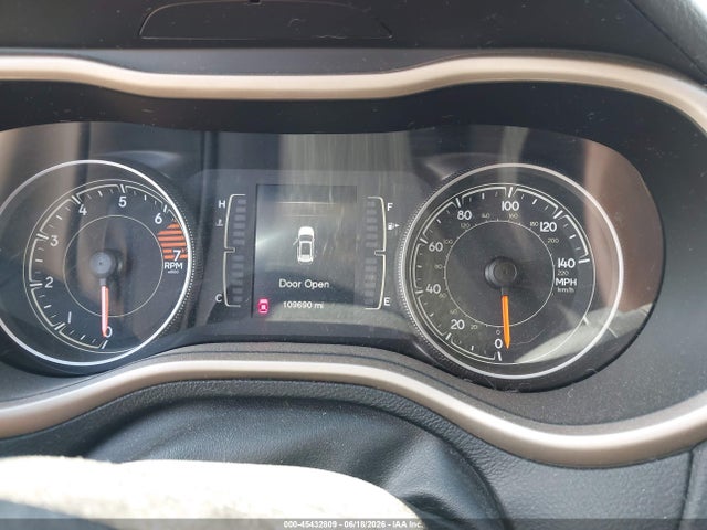 1C4PJMAB5GW119883 Jeep Cherokee Sport