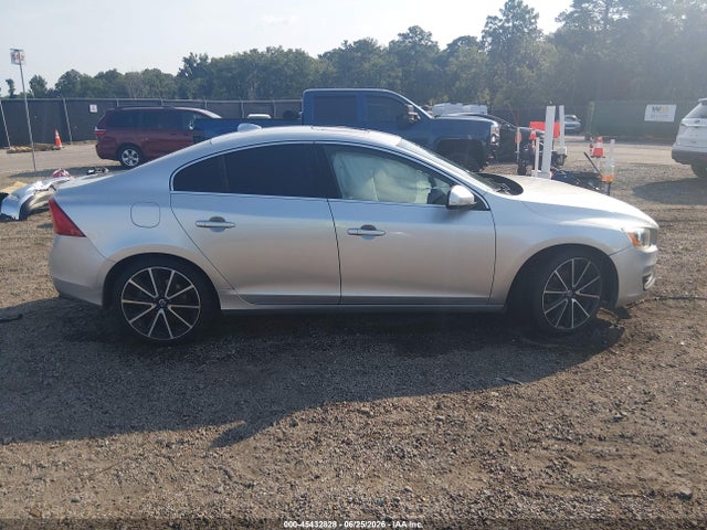 Продажа на аукционе авто 2016 Volvo S60 T5 Drive-e Premier, vin: YV126MFK8G2408780, номер лота: 45432828