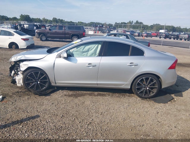 Продажа на аукционе авто 2016 Volvo S60 T5 Drive-e Premier, vin: YV126MFK8G2408780, номер лота: 45432828