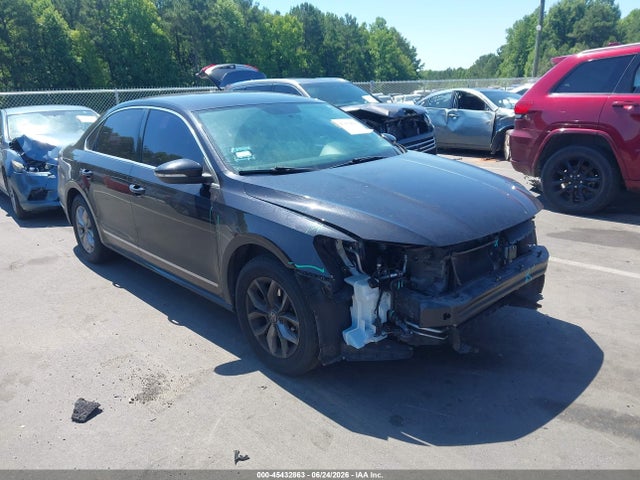 Продаж на аукціоні авто 2017 Volkswagen Passat 1.8t S, vin: 1VWAT7A36HC020998, номер лоту: 45432863