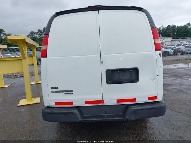 45432870 :رقم المزاد ، 1GCWGFCA8B1174828 vin ، 2011 Chevrolet Express 2500 Work Van مزاد بيع