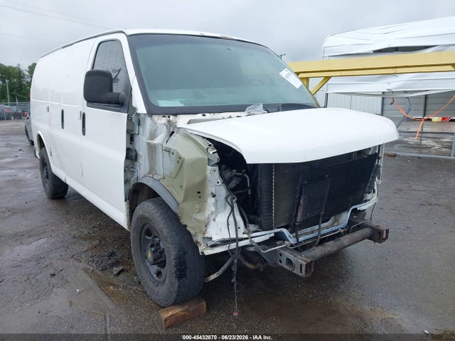 45432870 :رقم المزاد ، 1GCWGFCA8B1174828 vin ، 2011 Chevrolet Express 2500 Work Van مزاد بيع