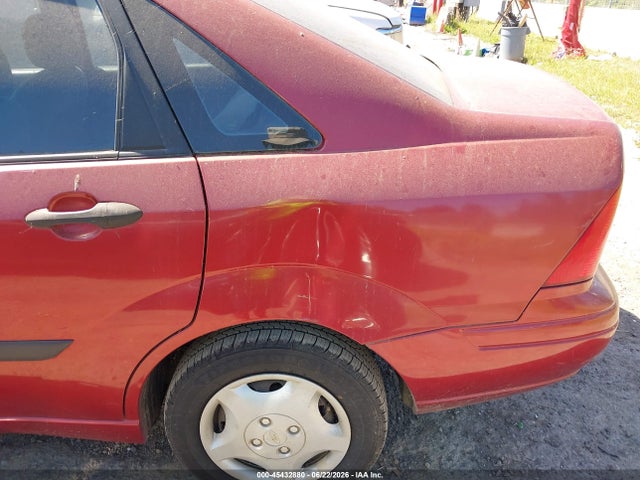 45432880 :رقم المزاد ، 1FAFP33P41W151220 vin ، 2001 Ford Focus Lx مزاد بيع