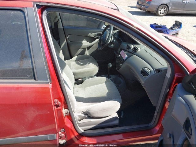 45432880 :رقم المزاد ، 1FAFP33P41W151220 vin ، 2001 Ford Focus Lx مزاد بيع