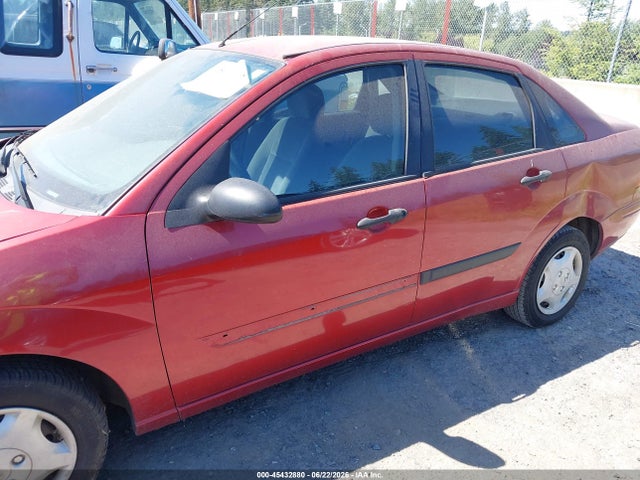 45432880 :رقم المزاد ، 1FAFP33P41W151220 vin ، 2001 Ford Focus Lx مزاد بيع