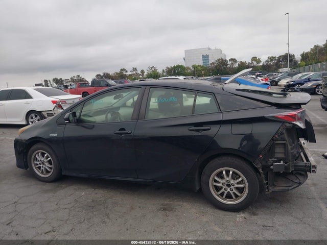 Toyota Prius Three 2017 JTDKARFU3H3047649 Image 15