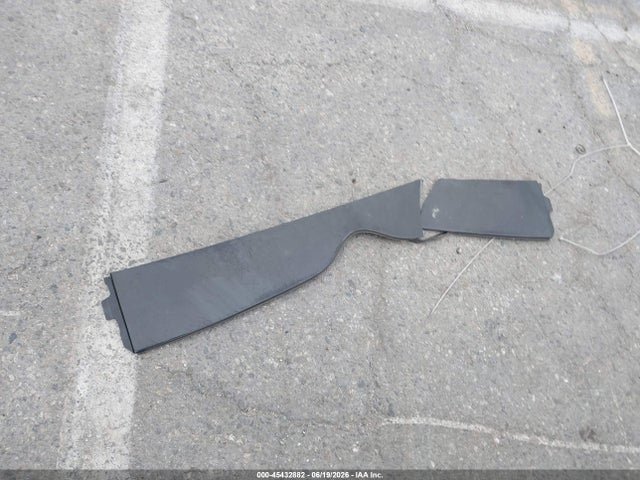 Toyota Prius Three 2017 JTDKARFU3H3047649 Image 18