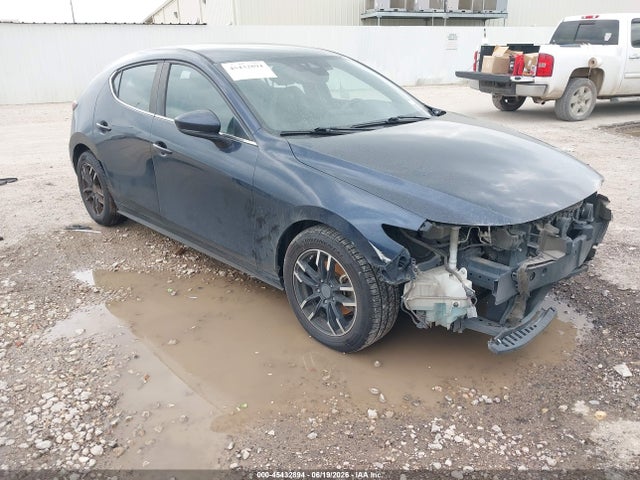 Auction sale of the 2020 Mazda Mazda3, vin: JM1BPALM0L1175808, lot number: 45432894