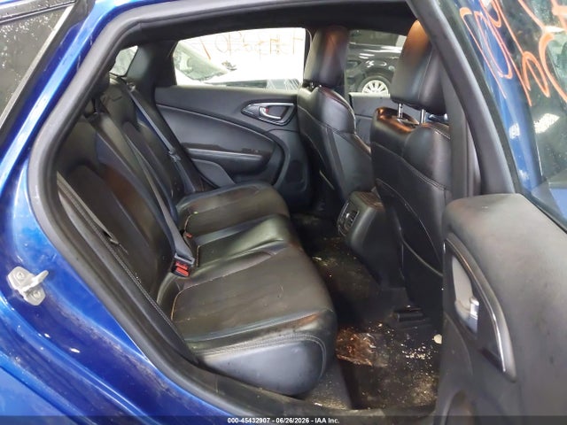 2015 Chrysler 200 S მანქანა იყიდება აუქციონზე, vin: 1C3CCCBG8FN528658, აუქციონის ნომერი: 45432907