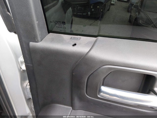 1GCUYDEDXMZ344126 Chevrolet Silverado 1500 4wd Short Bed Lt