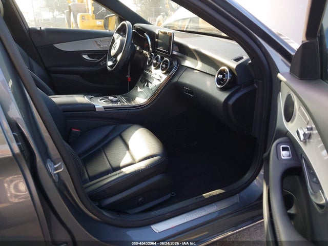 Mercedes-Benz C 300 2018 55SWF4JBXJU280950 Image 5