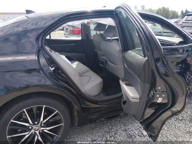 Auction sale of the 2024 Toyota Camry Se, vin: 4T1G11BK6RU113212, lot number: 45433024