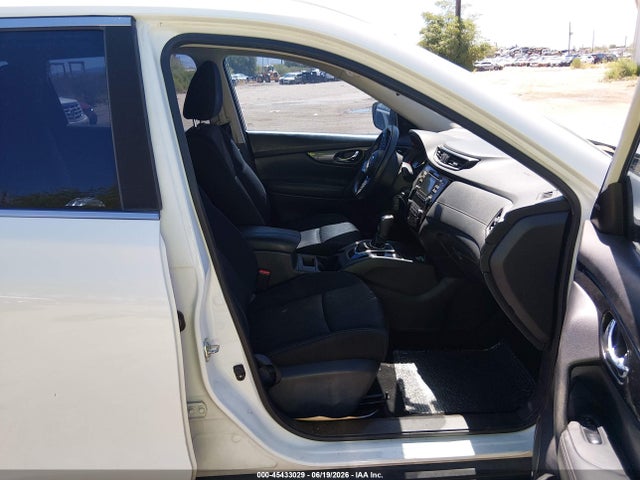 Nissan ROGUE S 2017 KNMAT2MT1HP608303 Image 5