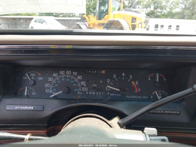 45433037 :رقم المزاد ، 1G4HP52K1XH452850 vin ، 1999 Buick Lesabre Custom مزاد بيع
