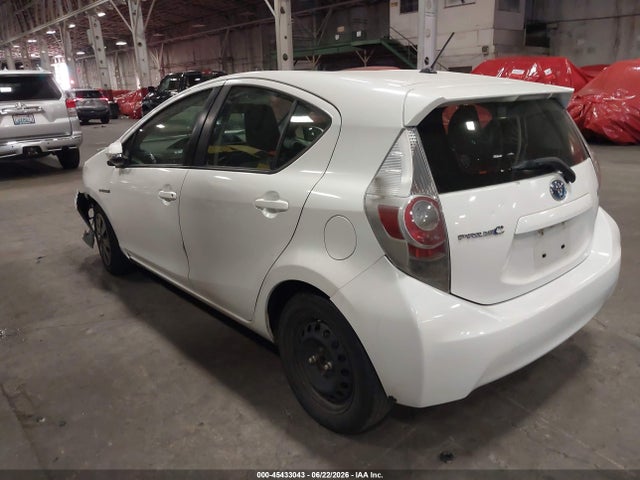 2013 Toyota Prius C One მანქანა იყიდება აუქციონზე, vin: JTDKDTB35D1535167, აუქციონის ნომერი: 45433043
