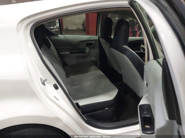 2013 Toyota Prius C One მანქანა იყიდება აუქციონზე, vin: JTDKDTB35D1535167, აუქციონის ნომერი: 45433043