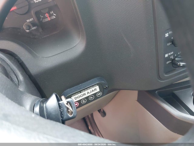 45433050 :رقم المزاد ، 1FDWE3FS3KDC47655 vin ، 2020 Ford E-350 Cutaway مزاد بيع