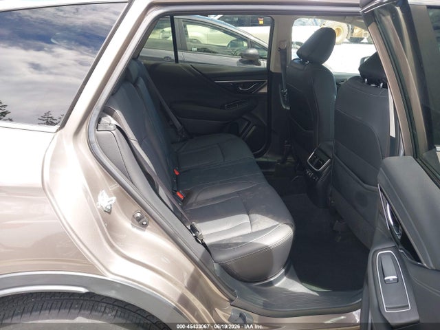 Subaru Outback Limited 2022 4S4BTANC6N3116636 Image 17