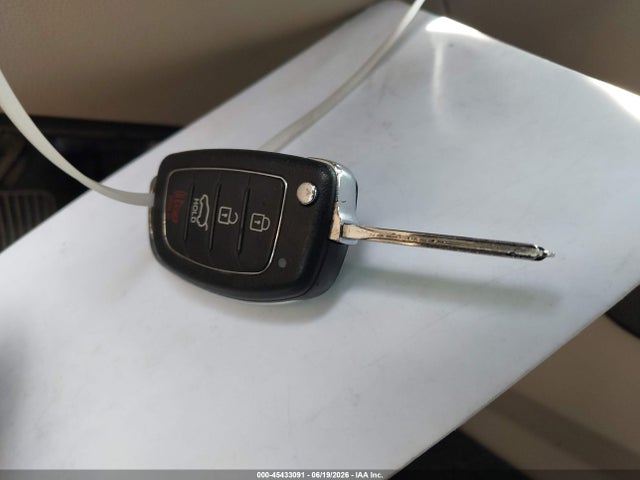 Hyundai SONATA SE 2016 5NPE24AF0GH385003 Image 11