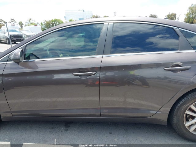 Hyundai SONATA SE 2016 5NPE24AF0GH385003 Image 14