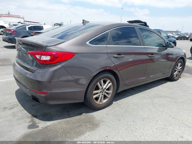 Hyundai SONATA SE 2016 5NPE24AF0GH385003 Image 4