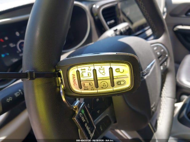 Chrysler Pacifica Hybrid Touring L 2023 2C4RC1L74PR618287 Image 11
