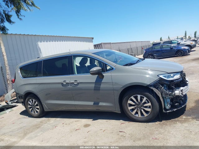 Chrysler Pacifica Hybrid Touring L 2023 2C4RC1L74PR618287 Image 14