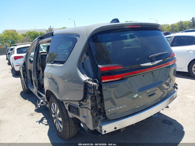 Chrysler Pacifica Hybrid Touring L 2023 2C4RC1L74PR618287 Image 3