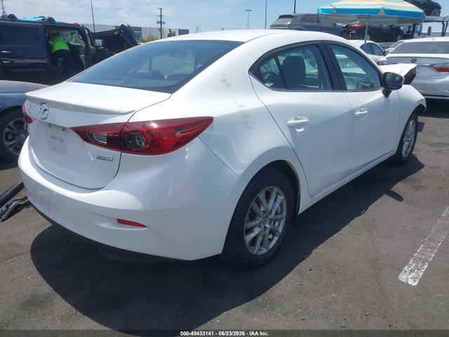 Mazda Mazda3 I Touring 2014 JM1BM1V78E1153462 Image 4